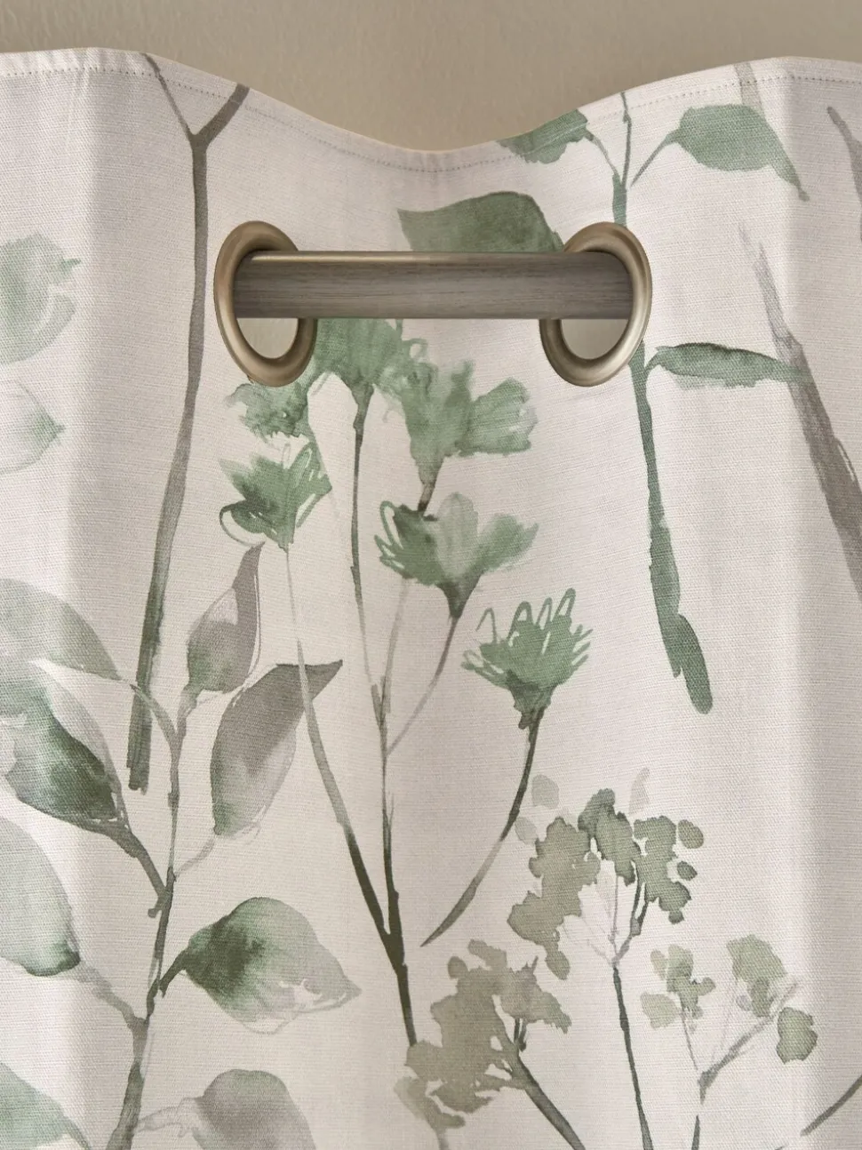 Isla ringgordijnen met bloemenprint