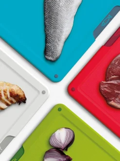 Joseph Joseph - 4-delige meerkleurige folioset van grote snijplanken met logo
