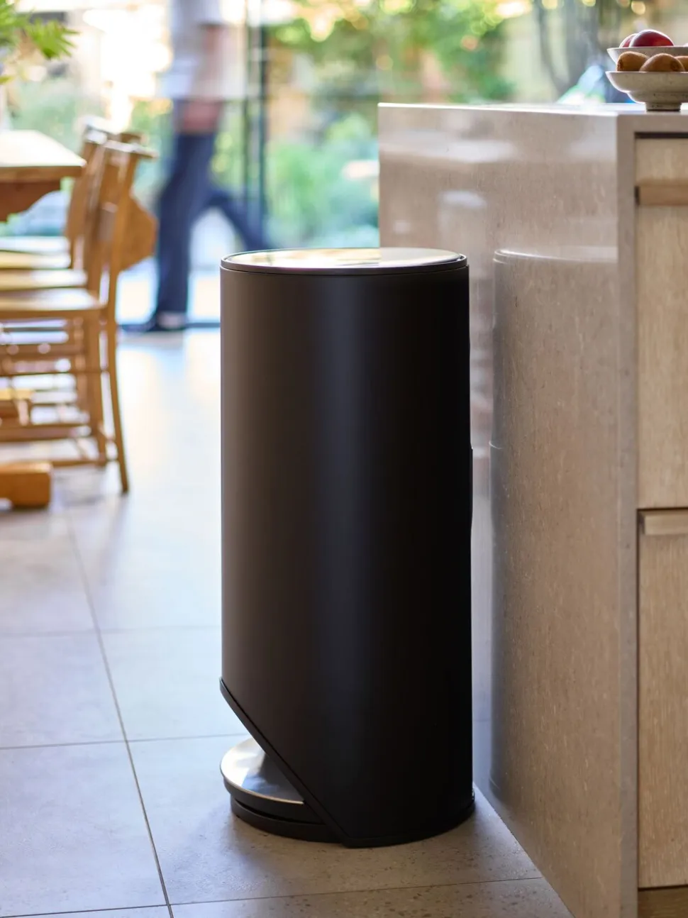 Joseph Joseph Arc 30-Litre Slimline Pedal Bin with Liner Pocket
