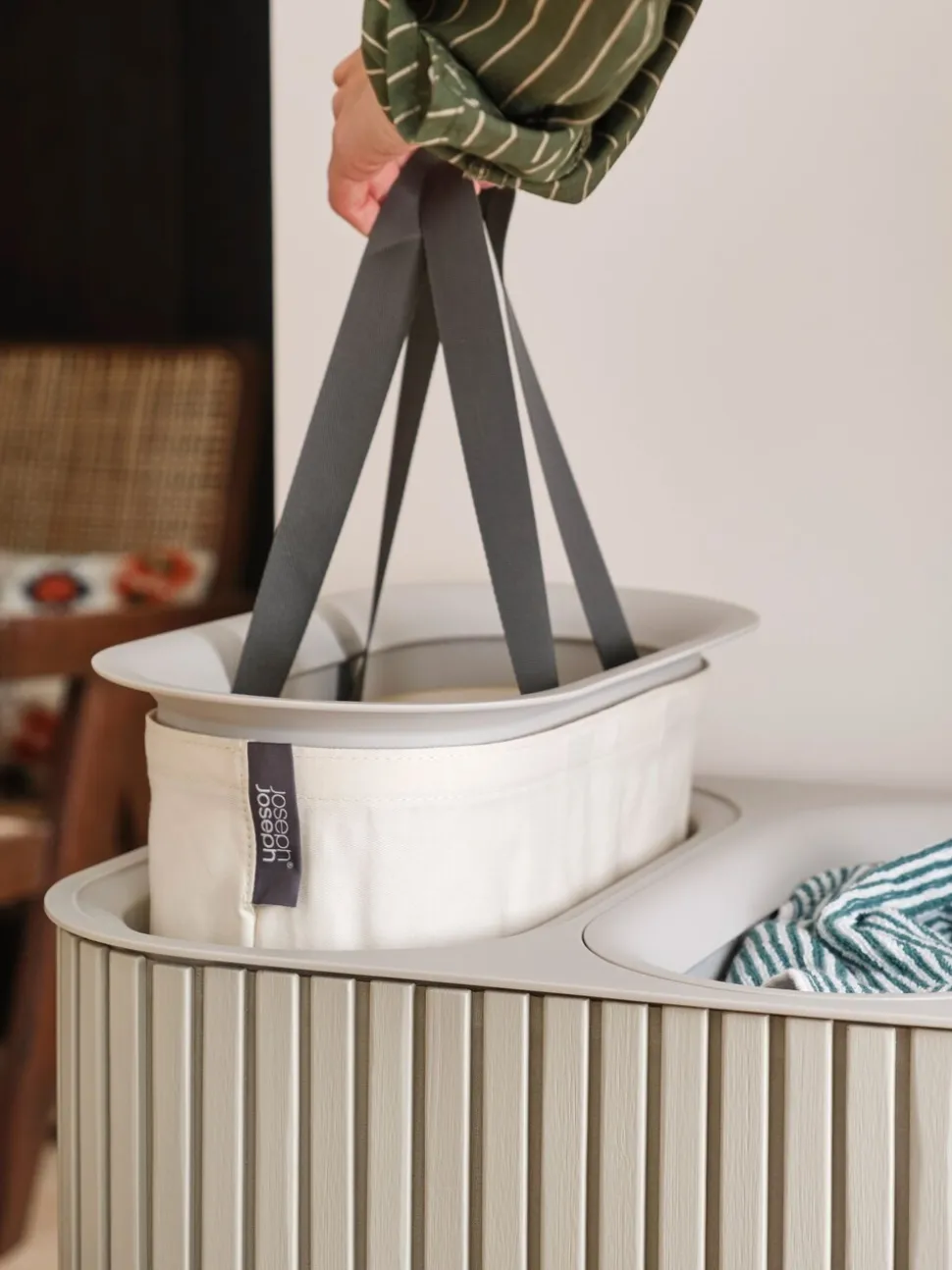 Joseph Joseph Tota Trio Luxe 90L Laundry Basket