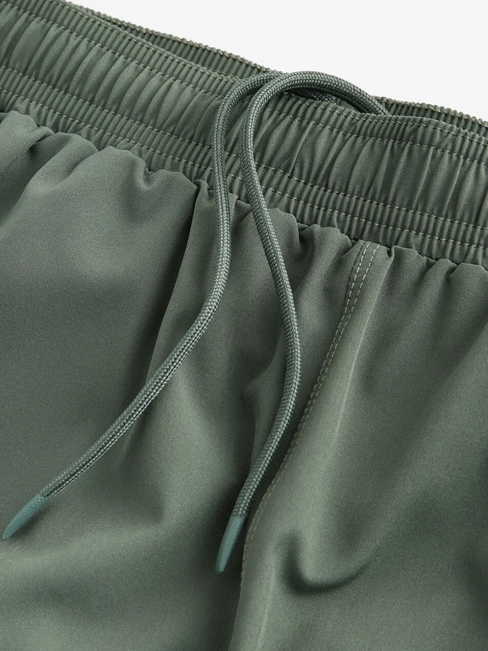 Kakigroen - 7 inch - Active sportschoolshort