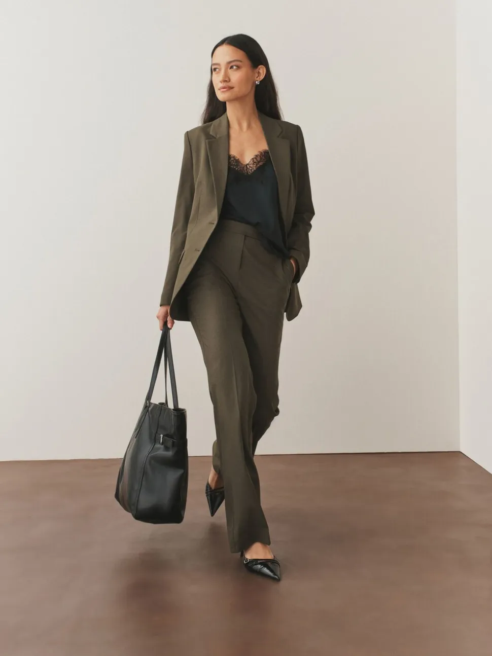 Kakigroen - Op maat gemaakte blazer met enkele rij knopen van wol