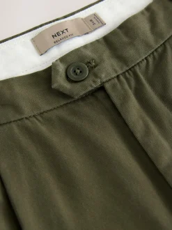 Kakigroen - Twin Pleated Stretch Chinos Trousers