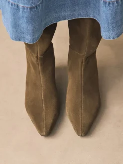 Kakigroen suède - Forever Comfort® Knee High Chisel Toe Heeled Boots