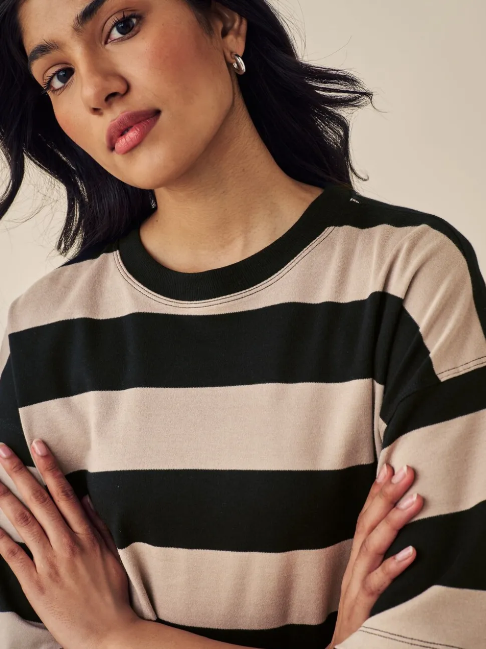 Kiezelkleurige neutrale streep - Boxy oversized T-shirt met relaxte pasvorm van zware stof en ronde hals