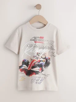 Kiezelkleurige racewagen - Regular fit T-shirt met korte mouwen en grafische print (3-16jaar)