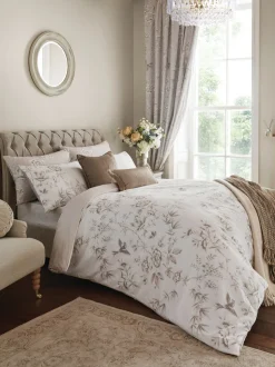 Laura Ashley 100% Cotton Sateen 220 Thread Count Rowsham Garden Duvet Cover and Pillowcase Set