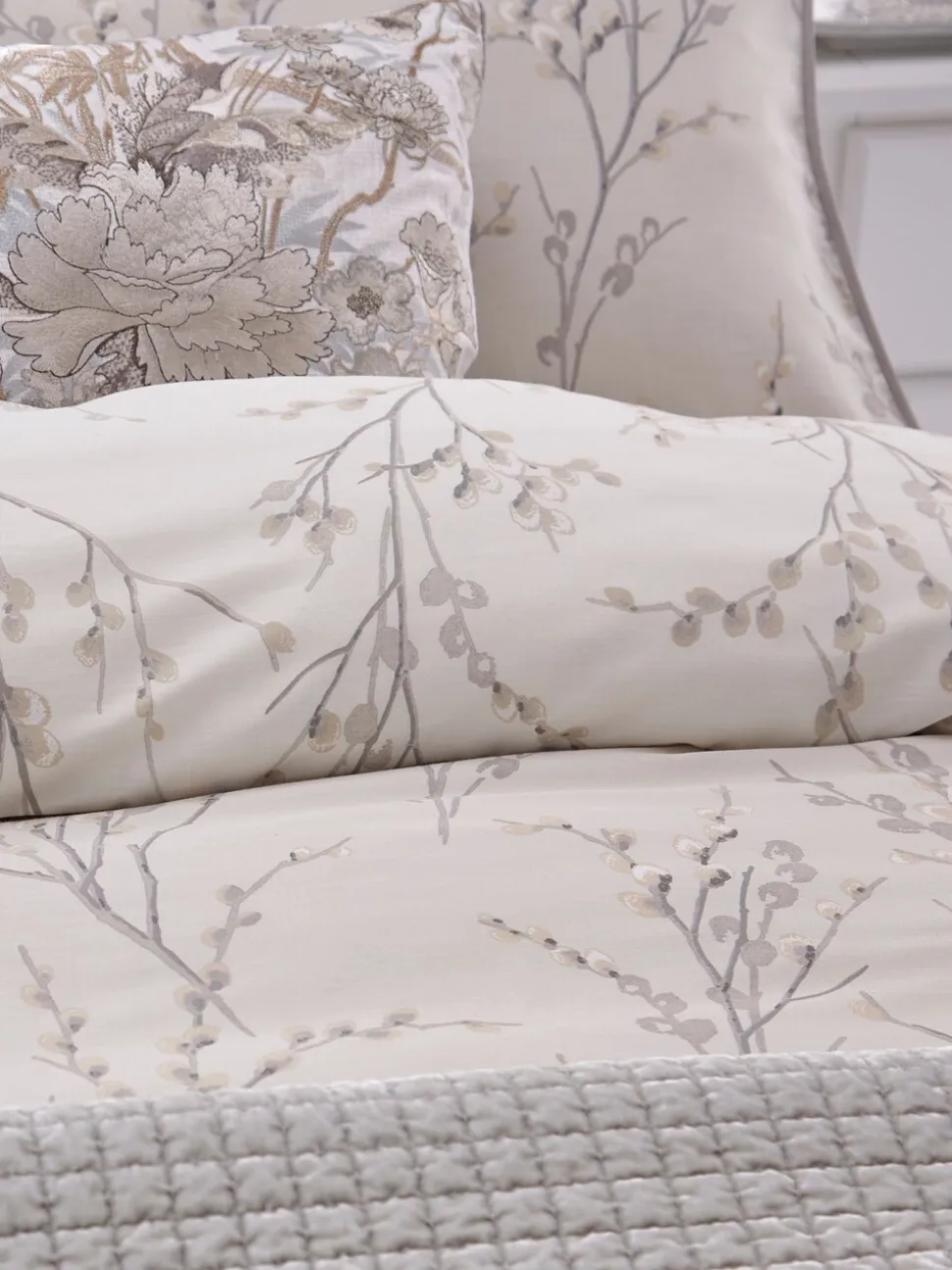 Laura Ashley 100% katoensatijn 200 thread count Pussy Willow Dekbedovertrek- en kussensloopset