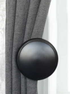 Laura Ashley 1 paar houten gordijnhouders