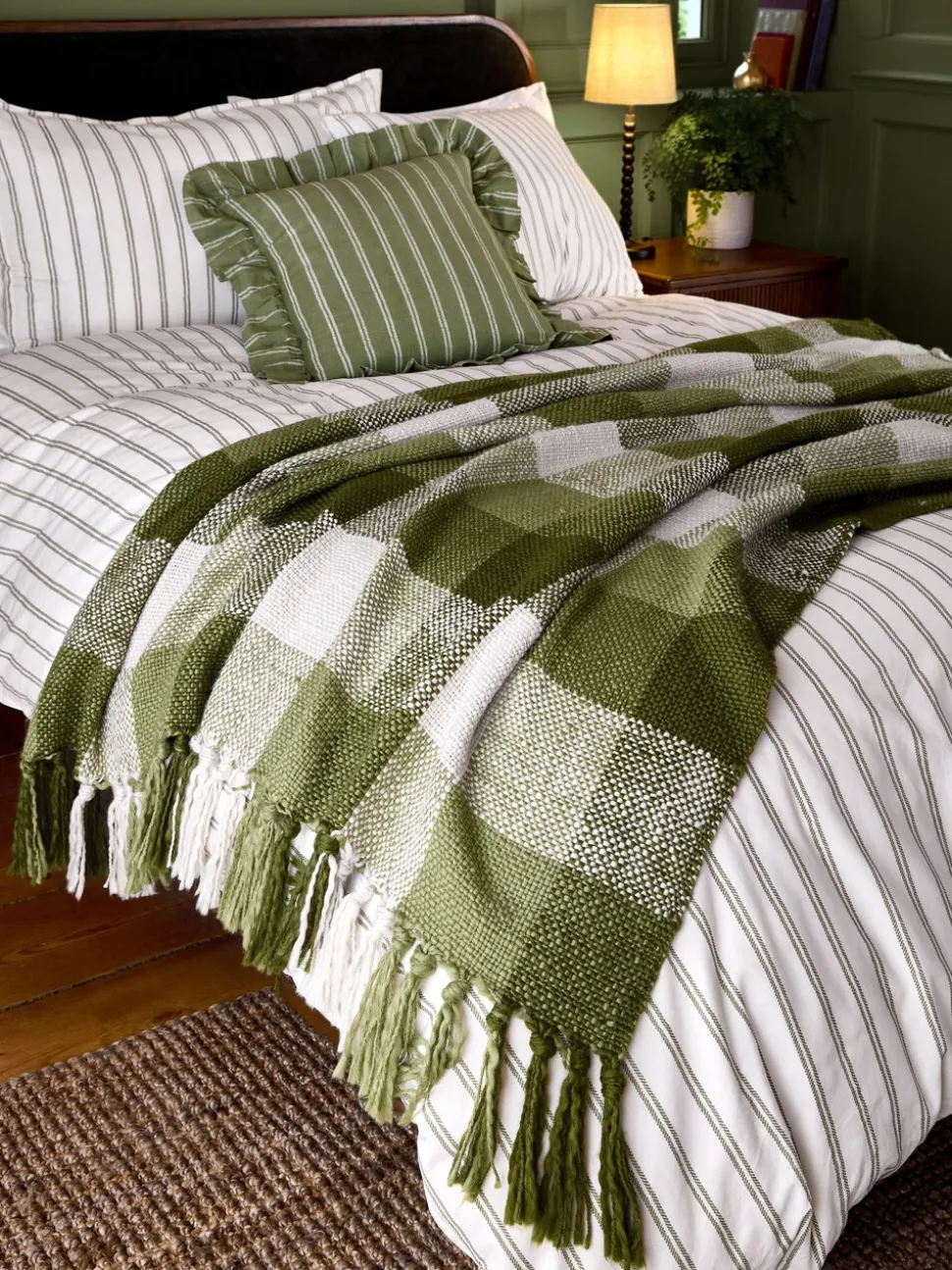 Laura Ashley Allonby Check Woven Throw