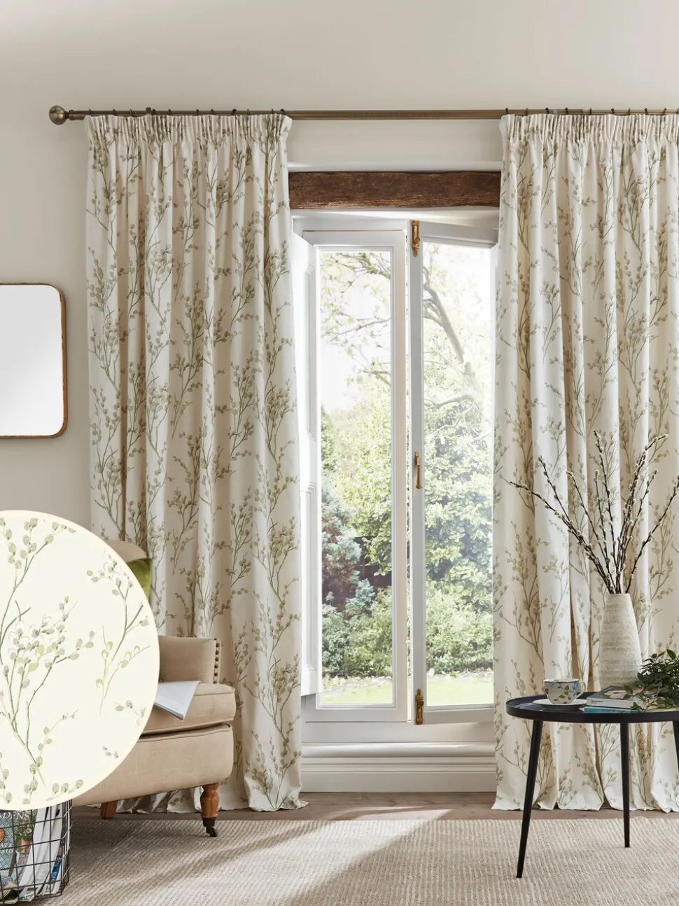 Laura Ashley Pussy Willow gevoerde gordijnen met potloodplooi