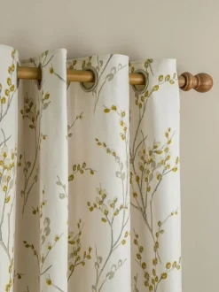 Laura Ashley ringgordijnen met voering en wilgenkatjesprint