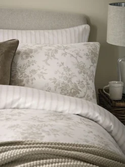 Laura Ashley Set of 2 100% Cotton Walled Garden Pillowcases