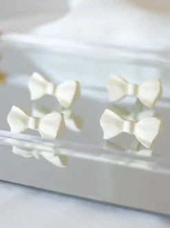 Laura Ashley Set of 2 Aluminum Bow Drawer Knobs