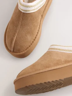 Lichtbruin - Baker by Ted Baker waterafstotende suède muilklomp-pantoffels voor meisjes
