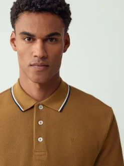 Lichtbruin - Regular fit poloshirt met korte mouwen en contrasterende randen