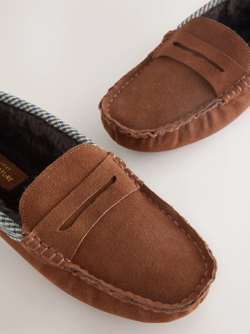 Lichtbruin - Signature Suede Fabric Trim Moccasin Slippers