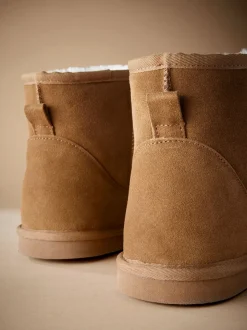 Lichtbruin - Signature Suede Slipper Boots with Faux Fur Lining