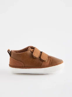 Lichtbruin - Touch Fastening Baby Trainers (0-2mths)