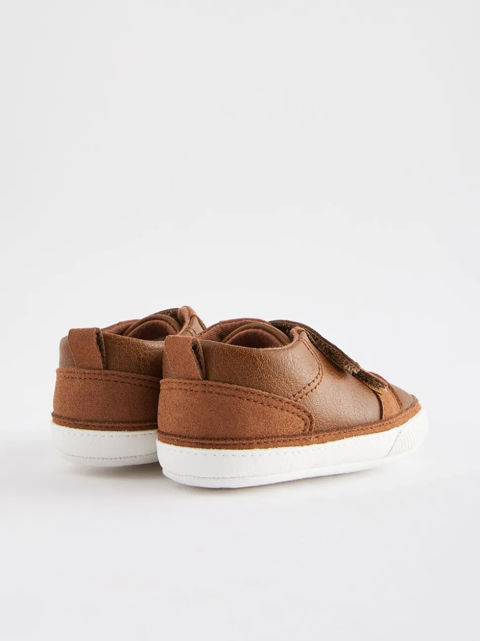 Lichtbruin - Touch Fastening Baby Trainers (0-2mths)