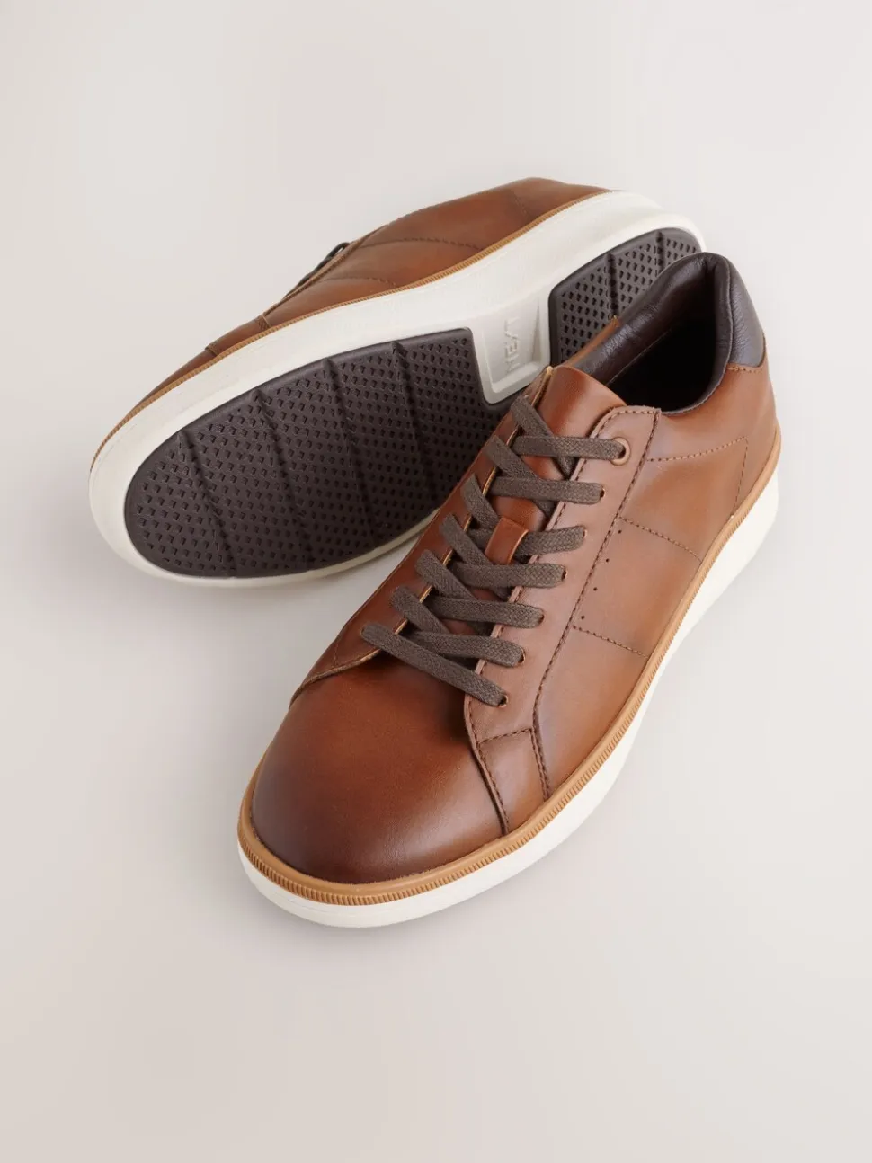 Lichtbruin - Wedged Smart Casual Longline Trainers