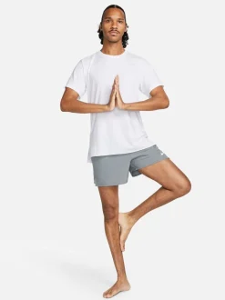 Lichtgrijs - Nike Dri-FIT Challenger 5 Inch hardloopshorts met slipvoering