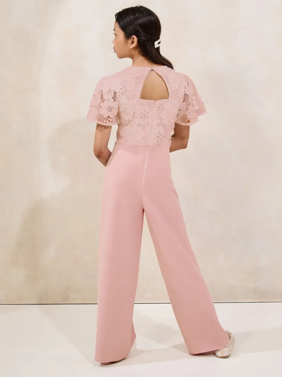 Lipsy 2-in-1 geplooide gelegenheids-jumpsuit met fladdermouwen (5-16jr)