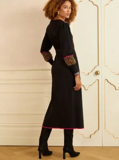 Love & Roses V-Neck Knitted Midi Dress
