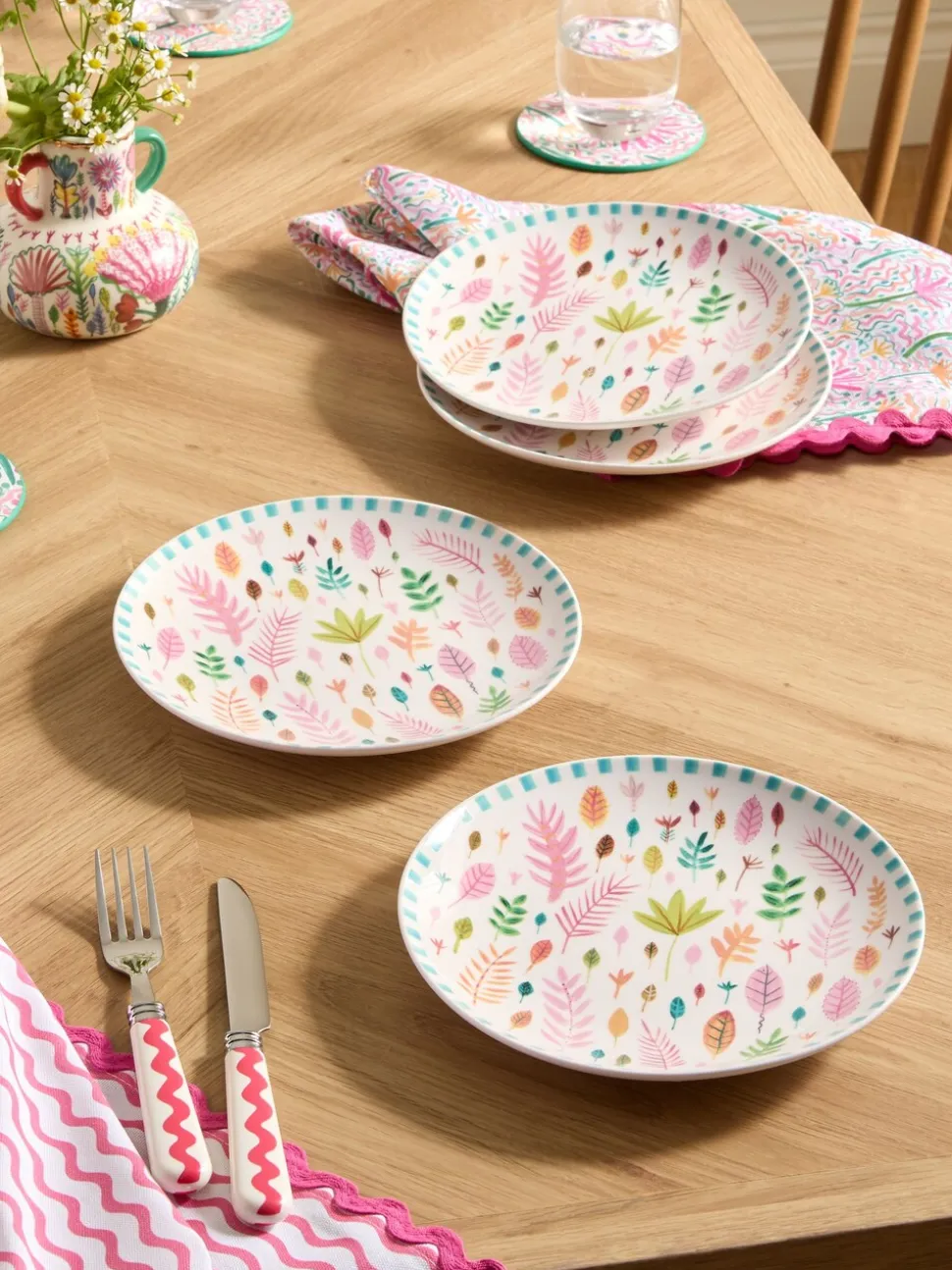 Lucy Tiffney Set of 4 Leaves Side Plates