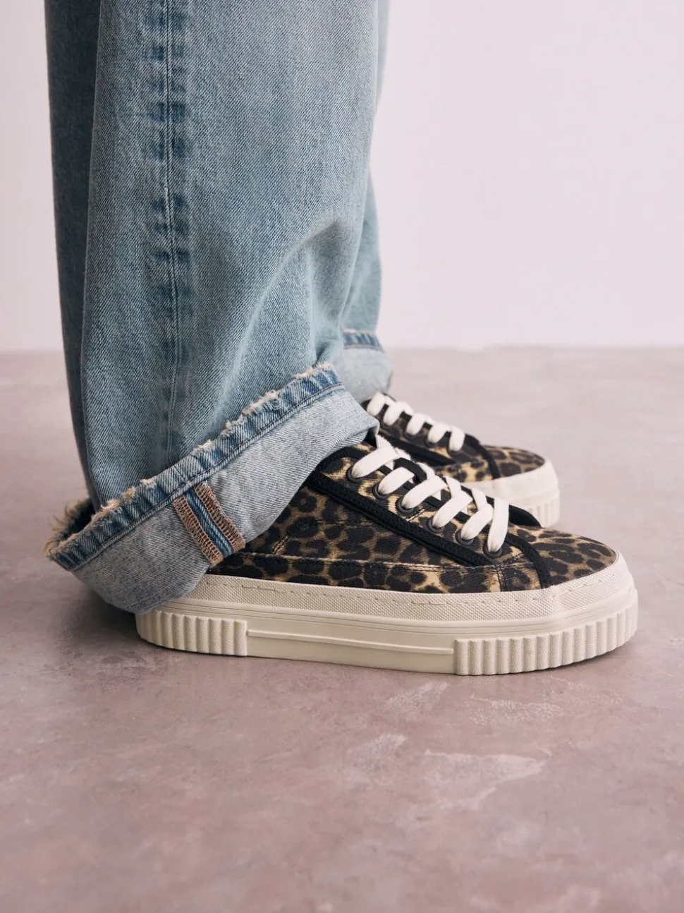 Luipaard - Canvas Chunky Baseballsneakers met Vetersluiting