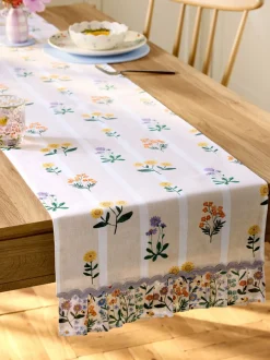 Maisie Floral Print Table Runner