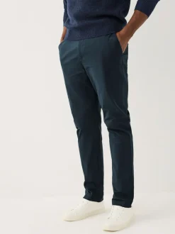 Marineblauw - Aansluitend - Slim-fit katoenen TENCEL™ lyocell blend chino's met comfortabele tailleband.