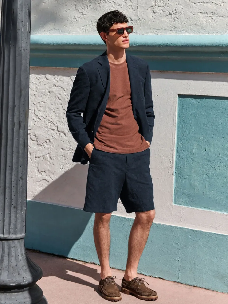 Marineblauw - Regular fit Nova Fides shorts van Italiaanse stof met gehaakt patroon