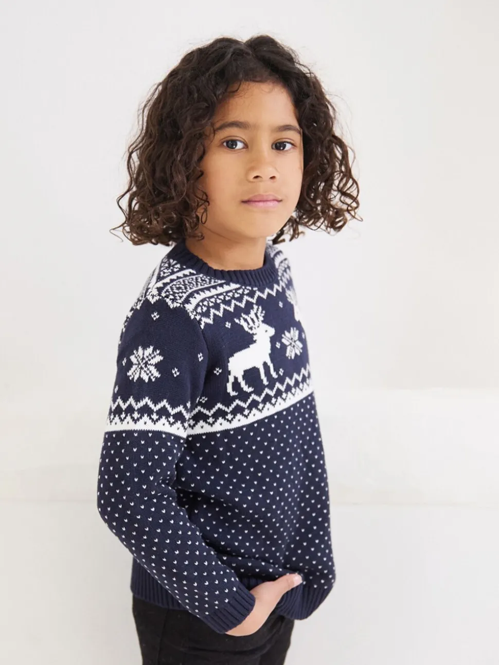 Marineblauw - The Little Tailor kinderkersttrui met rendier-fairislepatroon