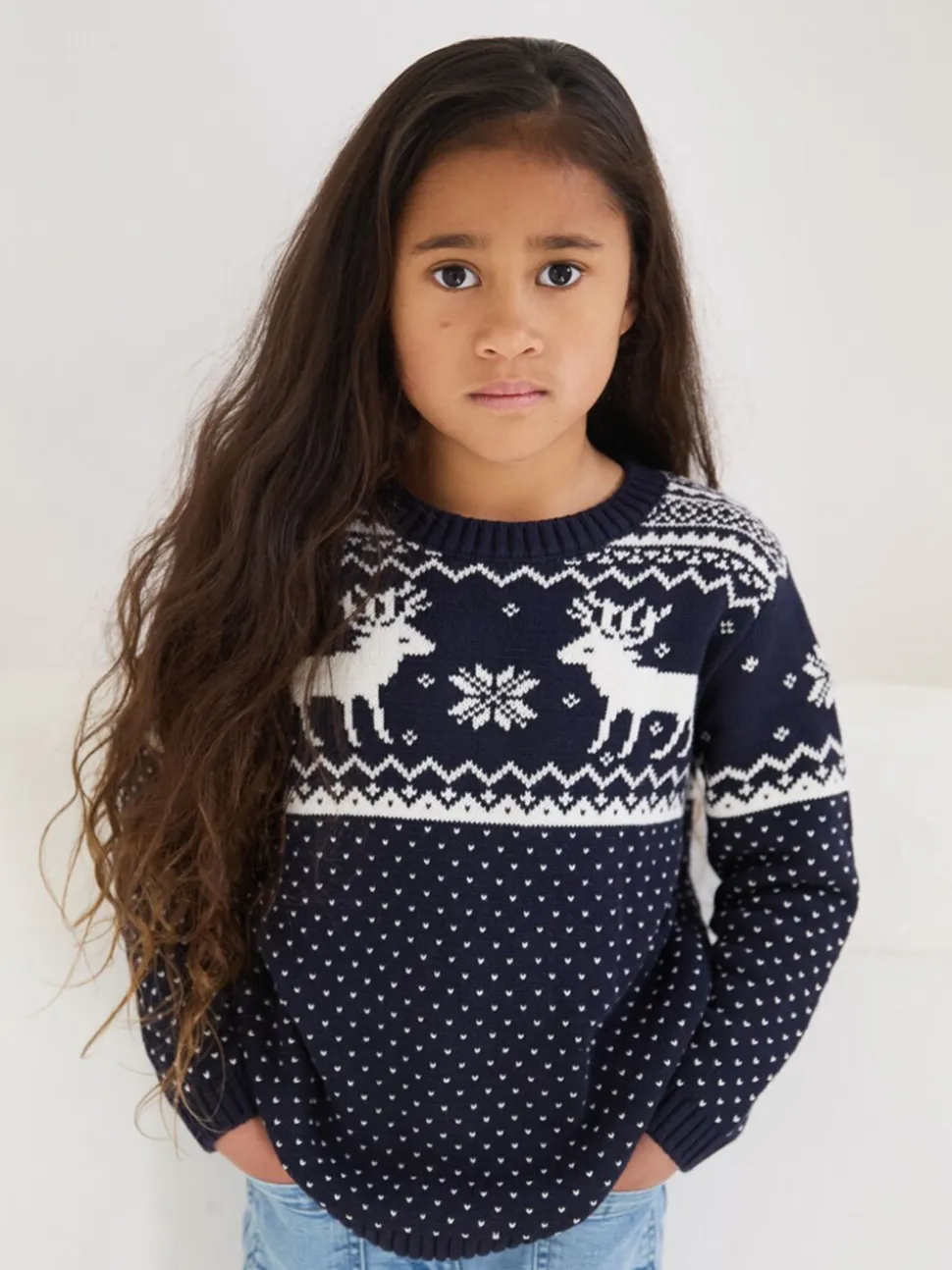 Marineblauw - The Little Tailor kinderkersttrui met rendier-fairislepatroon