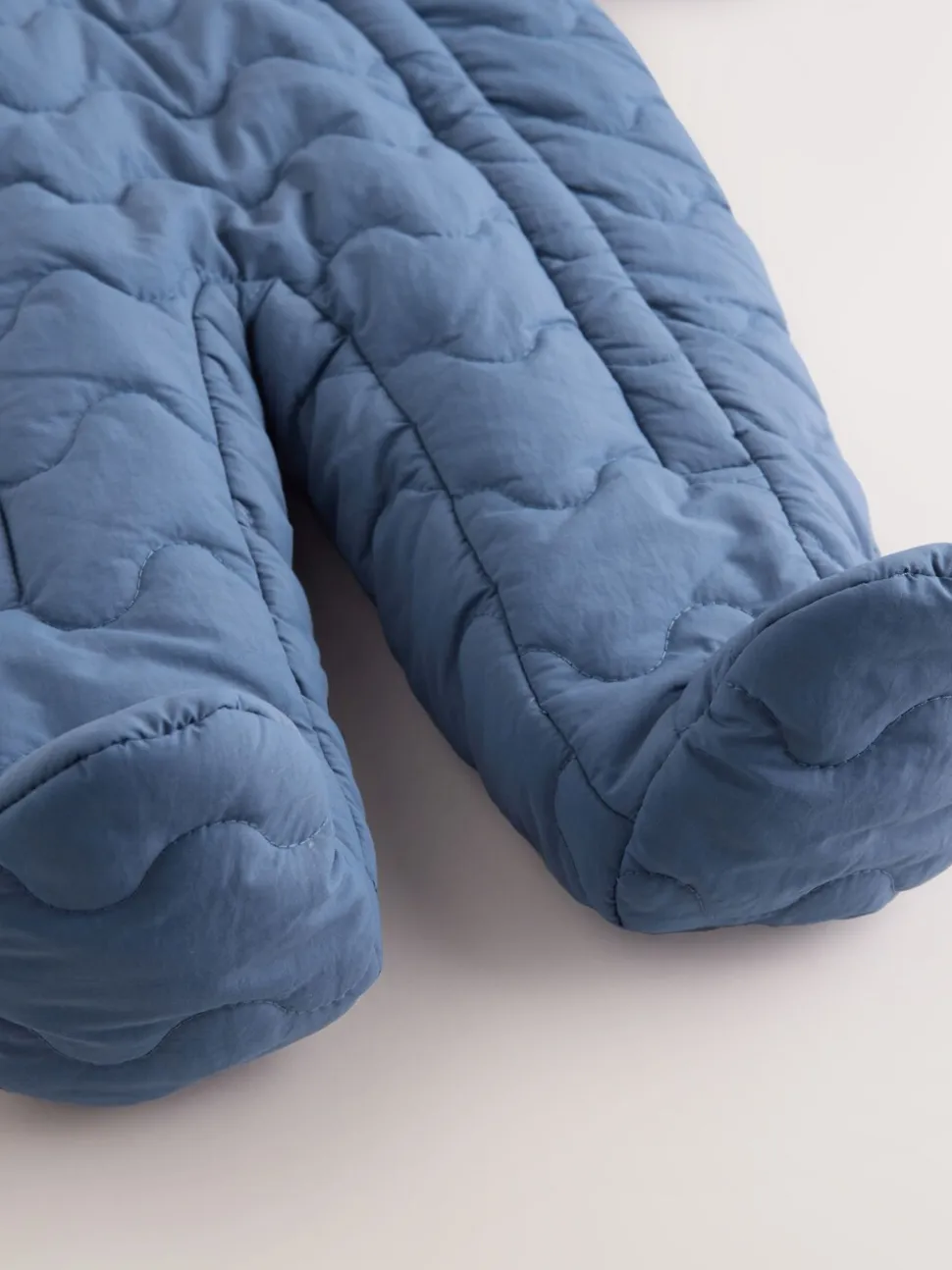 Marineblauw doorgestikt - Baby all-in-one van nylon met capuchon (0-18mnd)