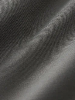 Marineblauw/antraciet - Ruimvallende pasvorm. - Set van 2 chinoshorts met stretch