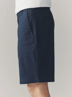 Marineblauw/kiezelkleurig - Ruimvallende pasvorm. - Set van 2 chinoshorts met stretch