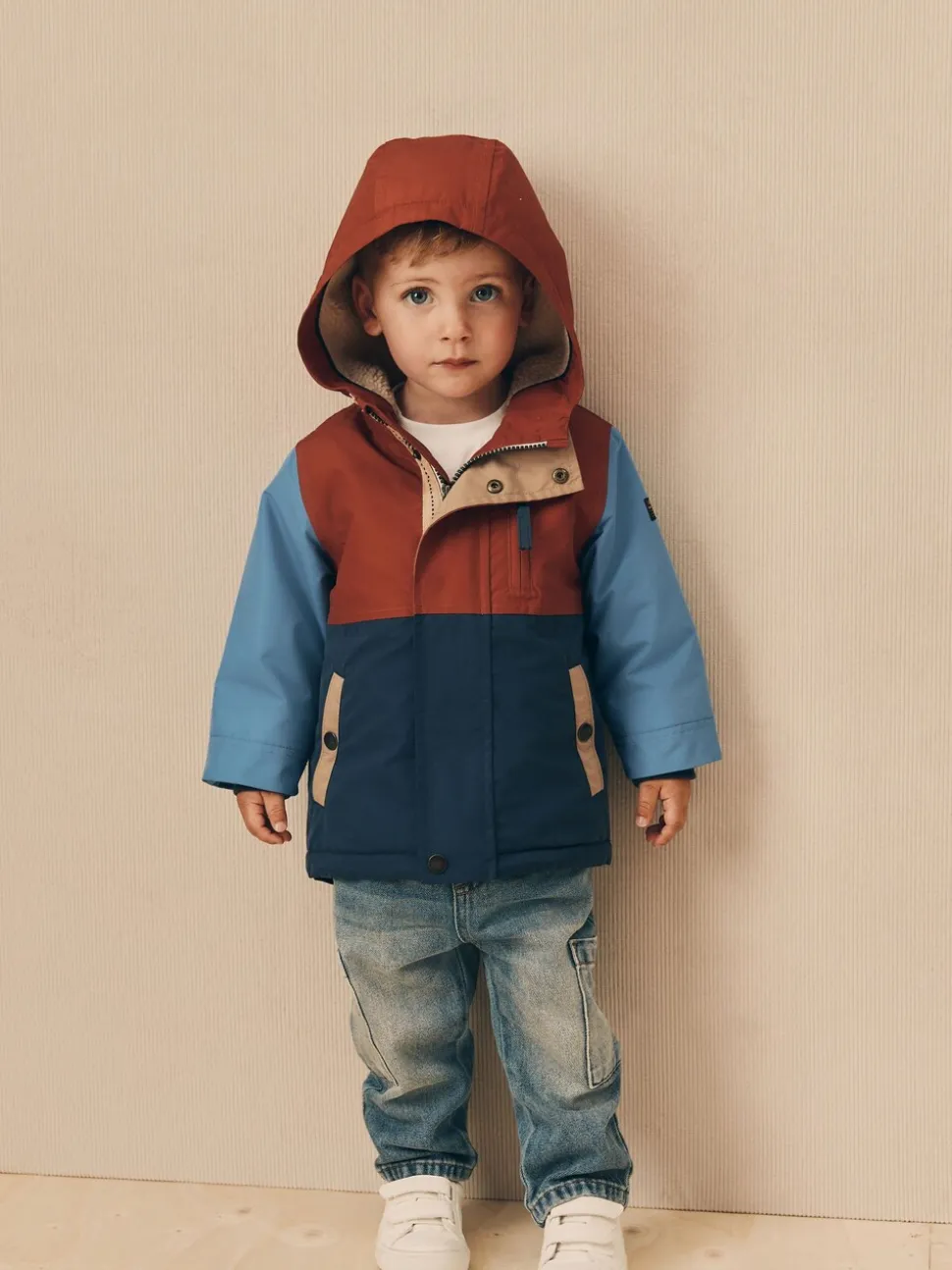 Marineblauw/rood met kleurvlakken - Waterdichte parka met borgvoering (3mnd -7jr)