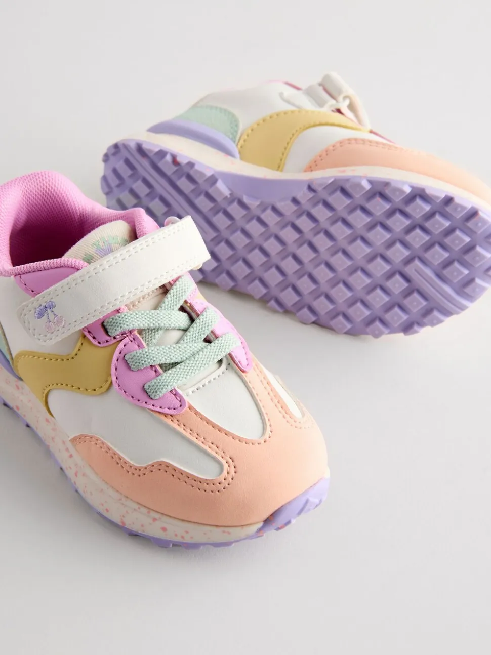 Meerkleurig - Sneakers met elastische veters en klittenbandsluiting