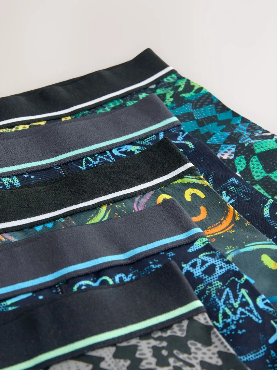 Meerkleurige grafittiprint - Verpakking van 5 trunks (3-16jr)