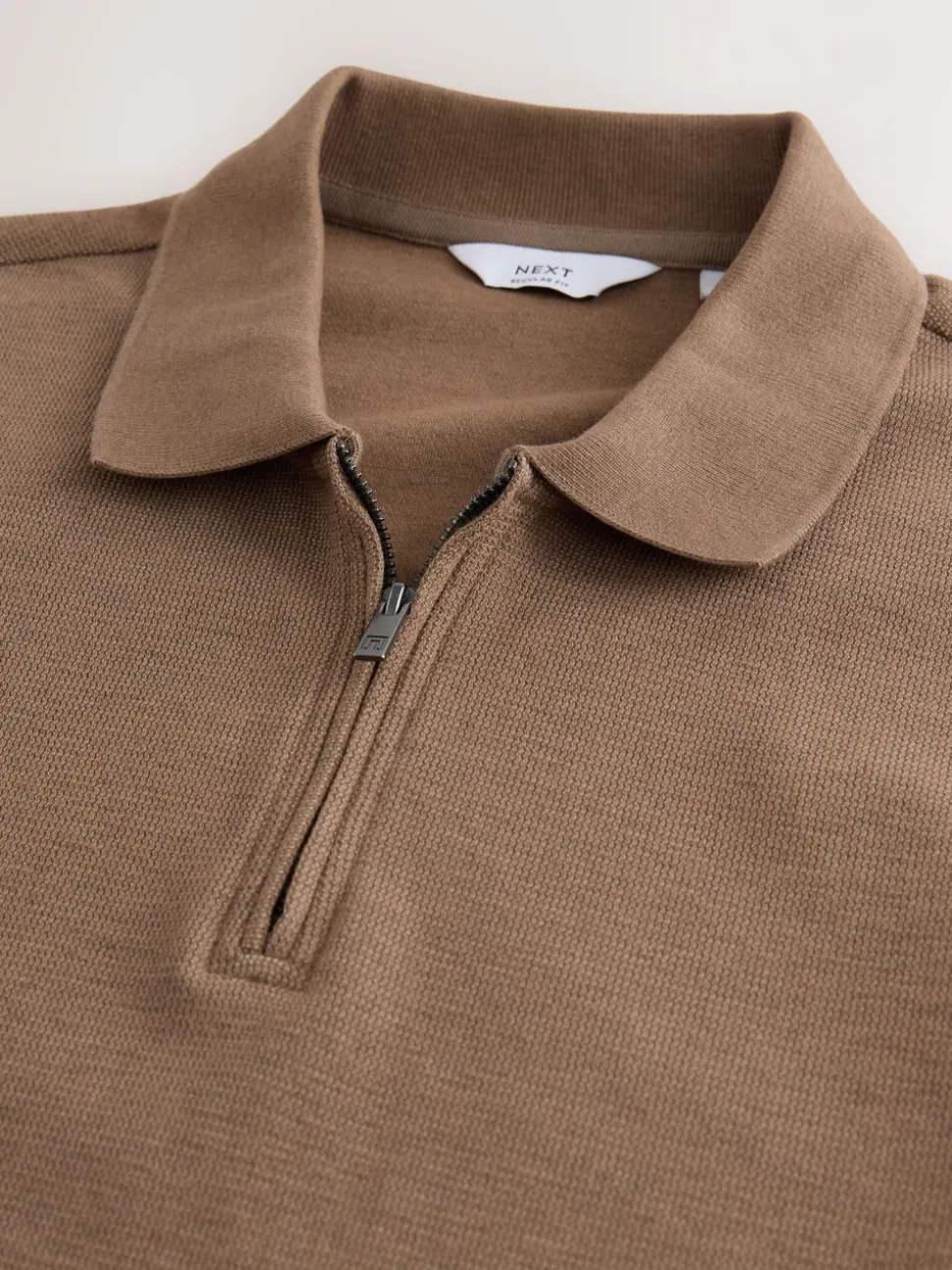 Naturel bruin - Smart poloshirt met textuur en rits