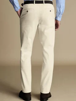 Naturel Cream - Charles Tyrwhitt Classic Fit ultimate chino zonder plooien