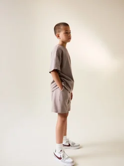Nertsgrijs/bruin - Set van T-shirt met textuur en korte mouwen en shorts (3 - 16 jr)