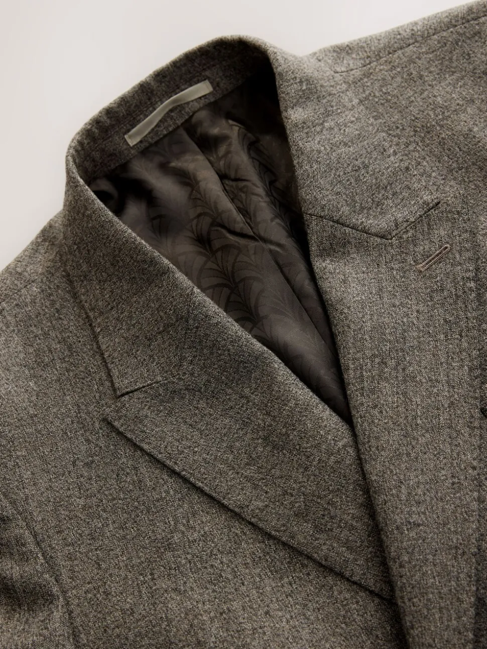 Neutraal - Double Breasted Merino Wool Blend Suit Jacket