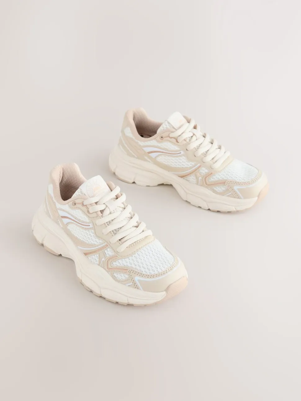 Neutraal - Grove vetersneakers