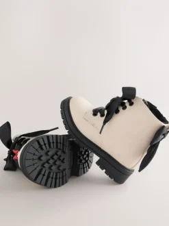 Neutraal - Minnie Mouse Bow Detail Lace Up Enkellaarsjes