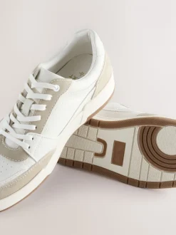 Neutraal - Smart Casual Trainers with Suede Trim
