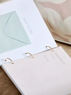 New Baby Cloud houten babyboek