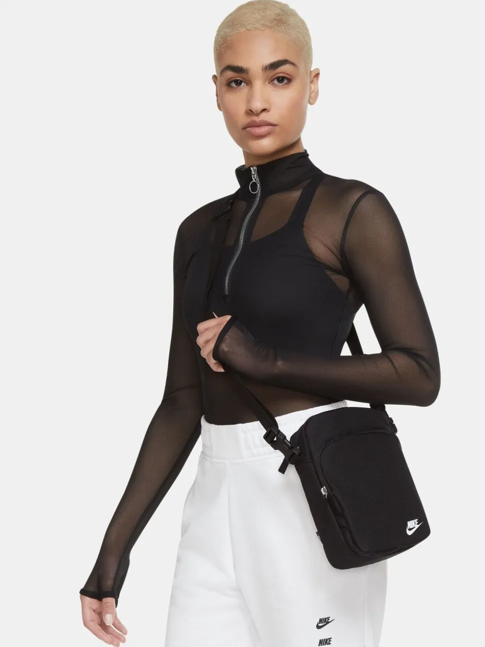Nike Heritage crossbodytas